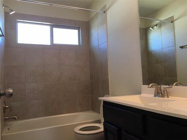 Photo - 5708 Scenic Lake Dr