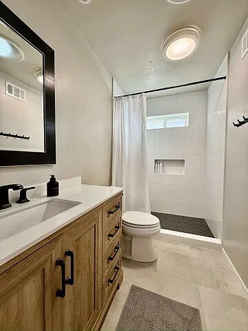 Photo - "Charming 1-Bedroom Oasis with 1.5 Baths in Prime Redwood City Location!"