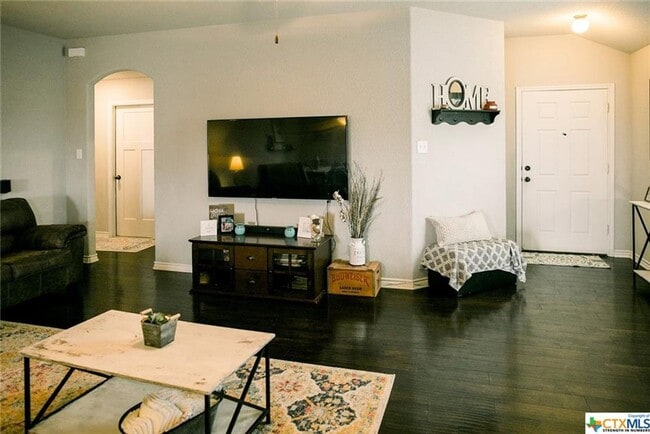 Photo - 2525 Elk Creek St