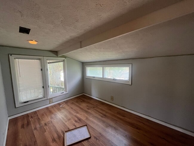 Photo - 1236 Chestnut St Unit Apt. B