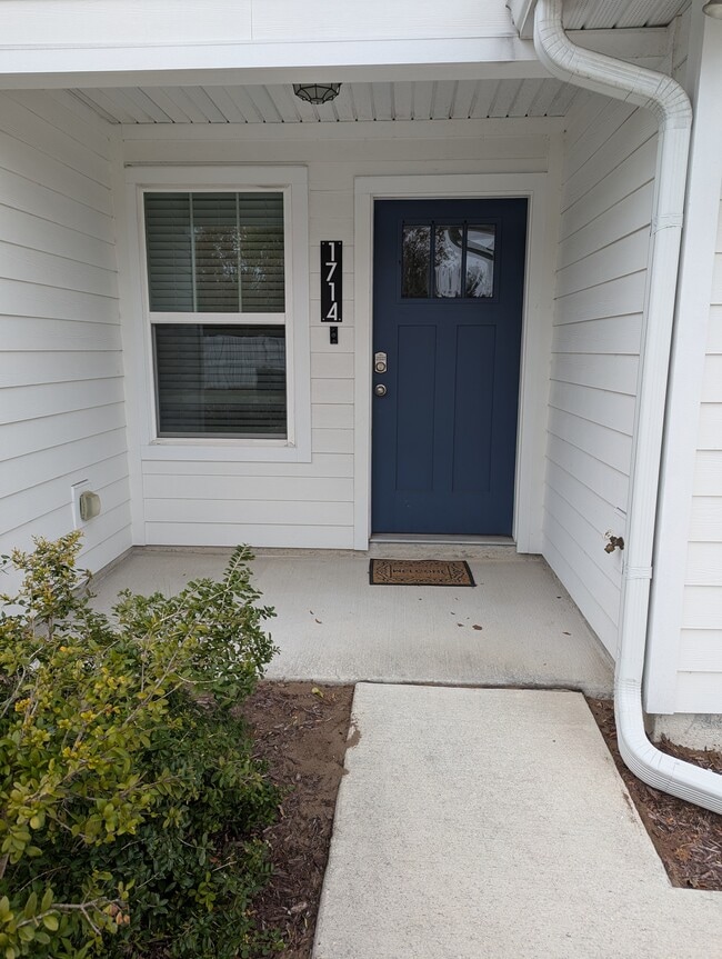 Photo - 1714 Cocoanut Rd