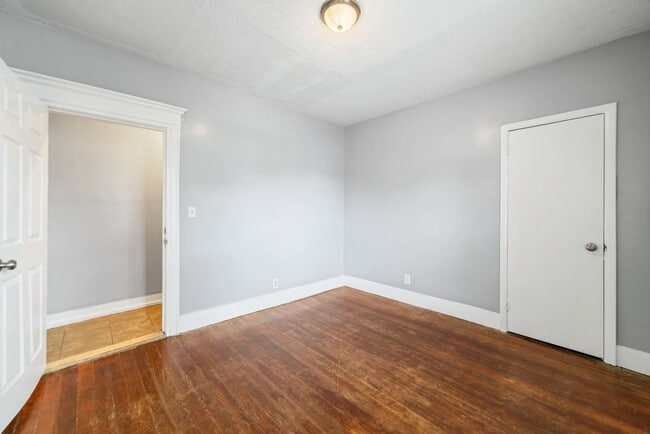 Photo - 705 Dixwell Ave Unidad 1R