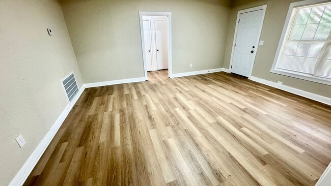 Photo - Spacious 3 Bedroom Home with Modern Updates & Shop