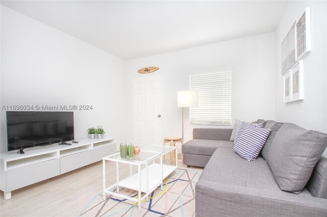 Photo - 6238 SW 59th St Unit 10