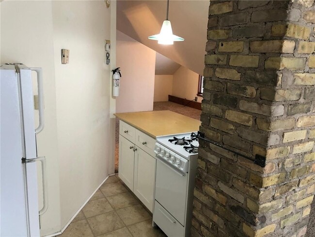 Photo - 900 30th Ave S