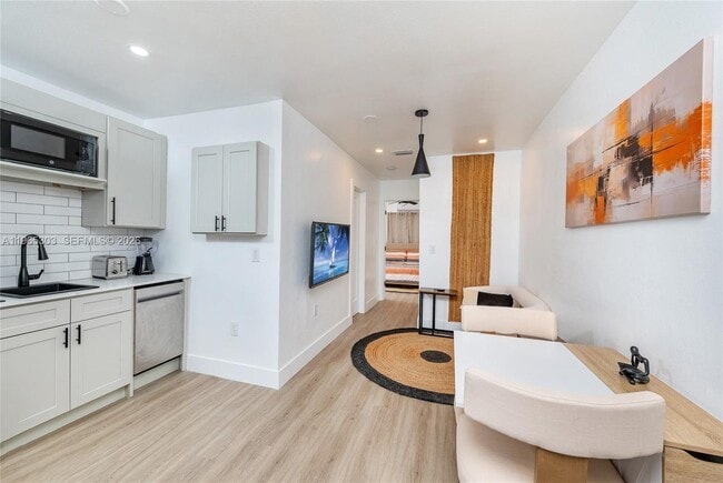 Photo - 3321 NW 19th Terrace Unit C