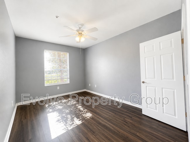 Photo - 8775 Sartori St