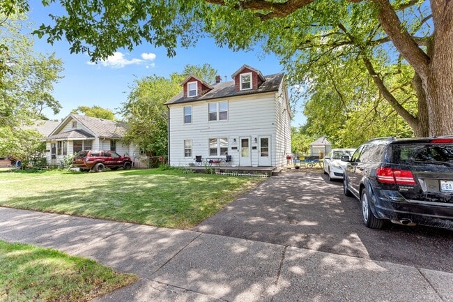 Photo - 1940 Pearl Ave Unit upper