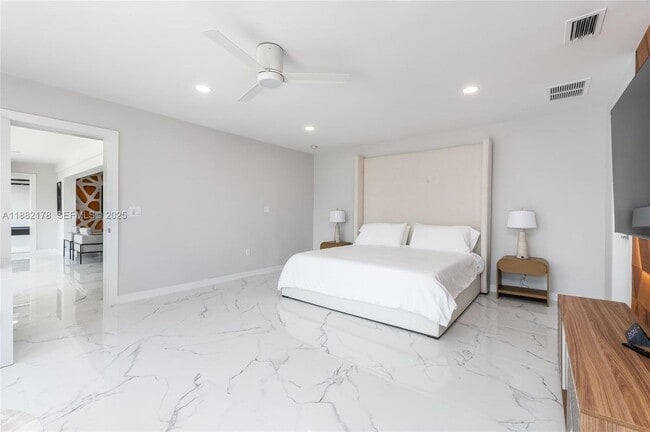 Photo - 21230 NE 25th Ct