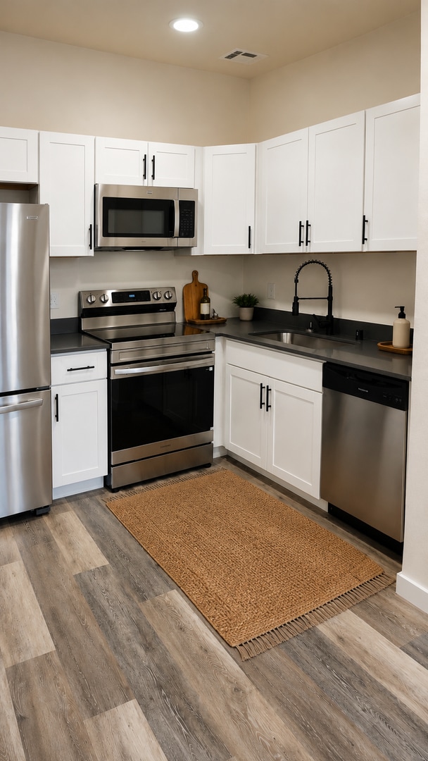 Photo - 409 23rd St SE Unit #A