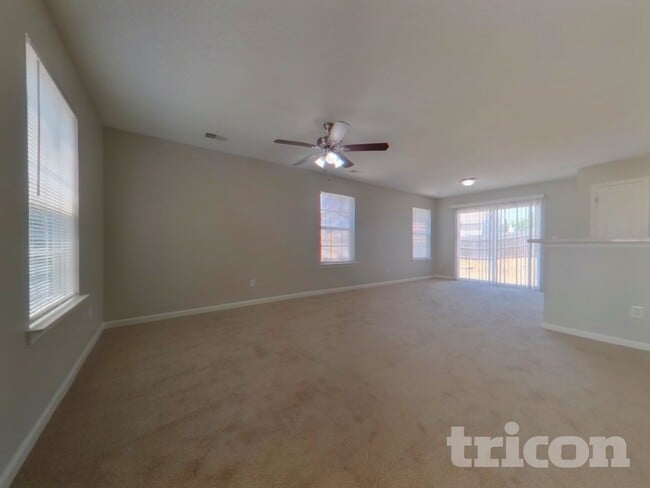 Photo - 119 W Waverly Pl Ct