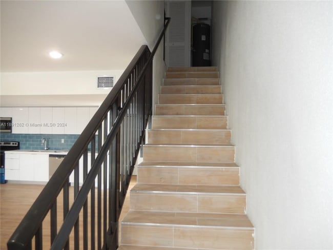 Photo - 16955 SW 100th Ave Unit 9