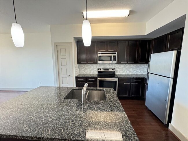 Photo - 145 Heights Blvd Apartment Unit 166