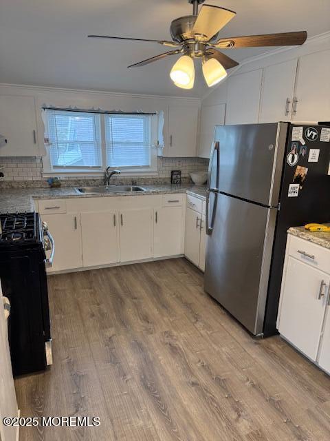 Photo - 806 Rue Ave