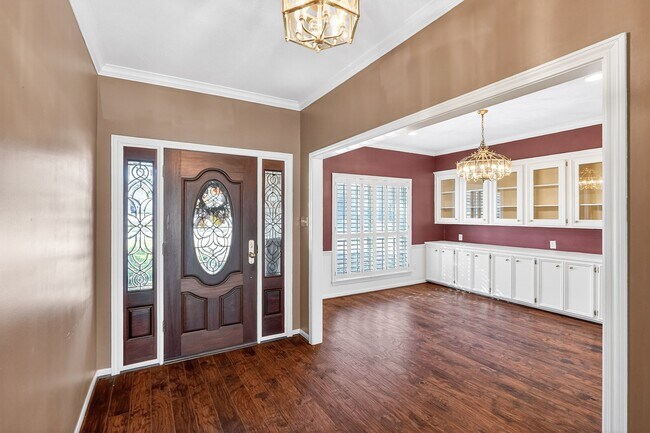 Photo - 207 Hearthstone Cir