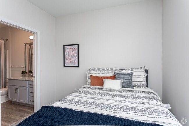 4BR, 4BA - 1630 SF 4x4 Townhome- Bedroom A