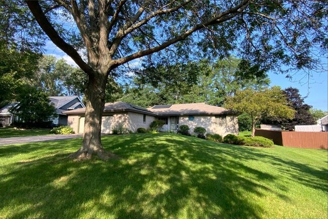 Photo - 3121 Carefree Dr