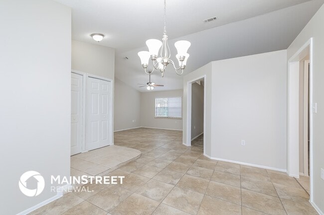 Photo - 712 Caribou Dr