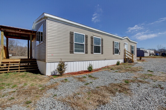 Photo - 5233 Clarksville Rd