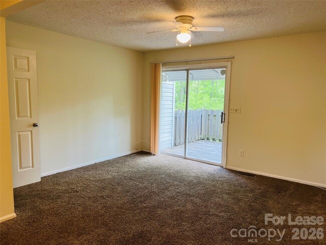 Photo - 630 Lex Dr