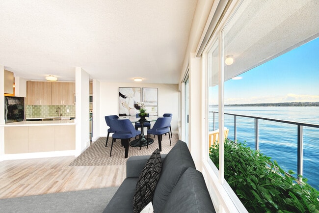 Photo - Lakefront on Washington