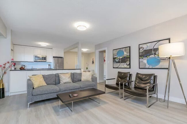 Building Photo - 2050 27th St