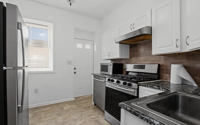 Photo - 460 S Pershing Ave