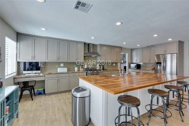 Photo - 6BD/5BA!! POOL/SPA!!