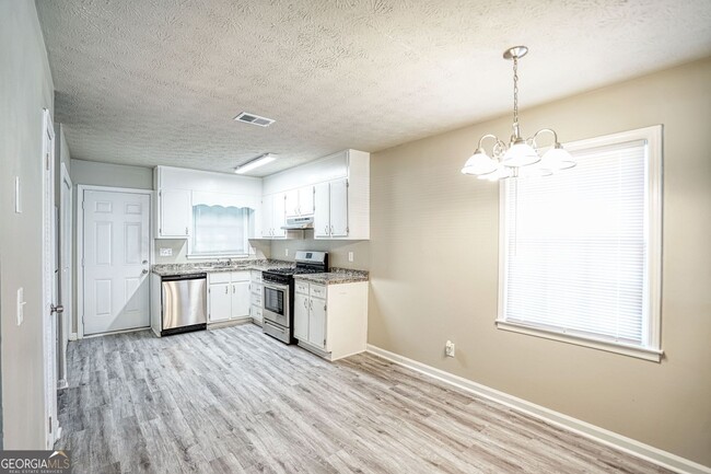 Photo - 1516 Pine Cone Ln NW