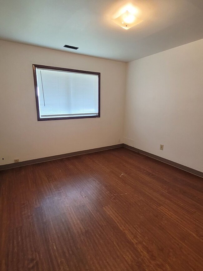 Photo - 1207-1209 Mitchell Ave Unit 1207 Mitchell Ave