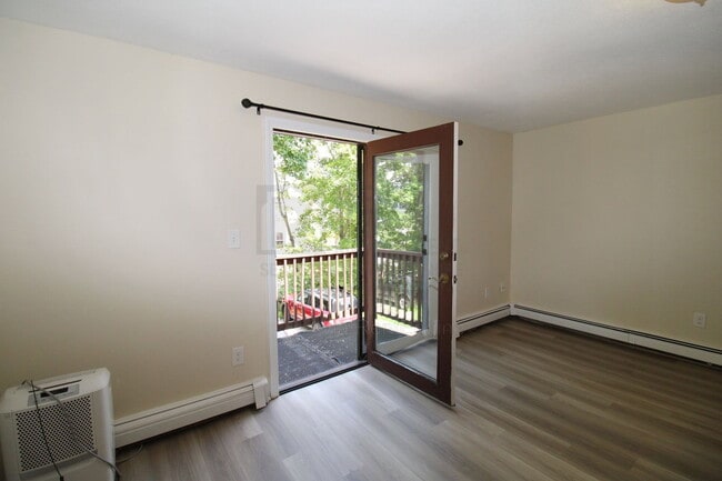 Photo - 11 Hickey St Unit 3