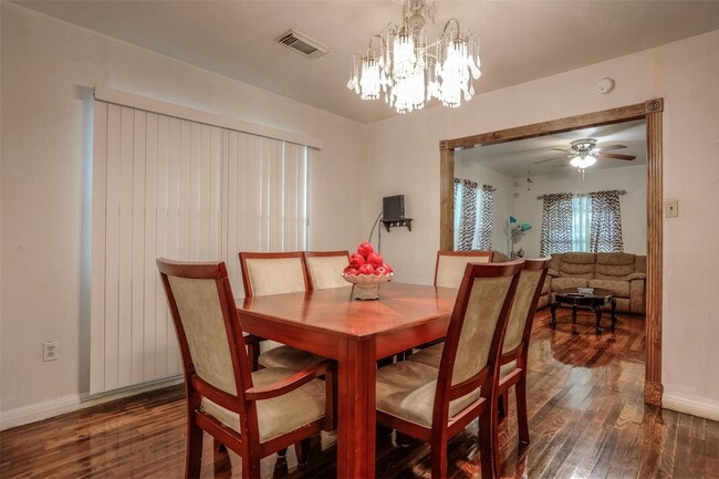 Photo - 9226 E Avenue Q