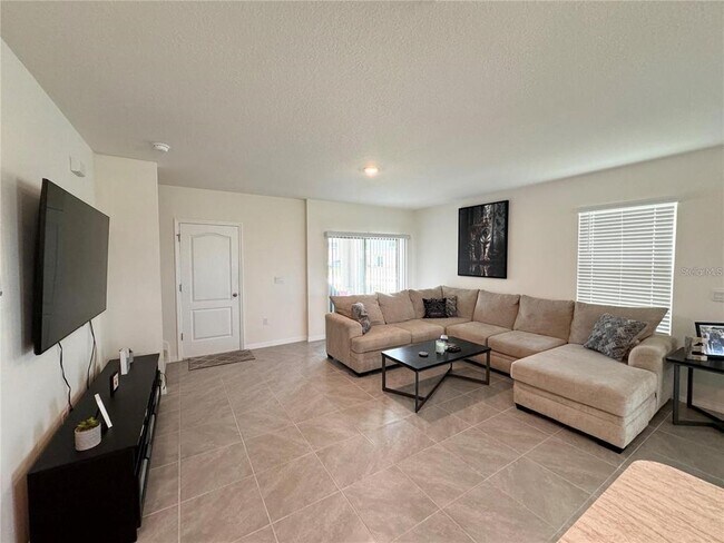 Photo - 2095 King Ranch St