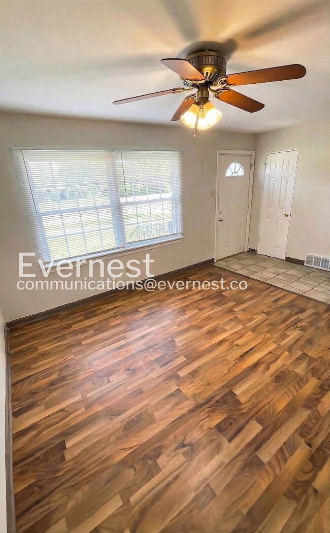 Photo - 9717 Dennis Dr