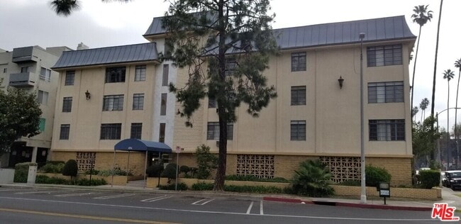 Building Photo - 456 S Harvard Blvd Rental