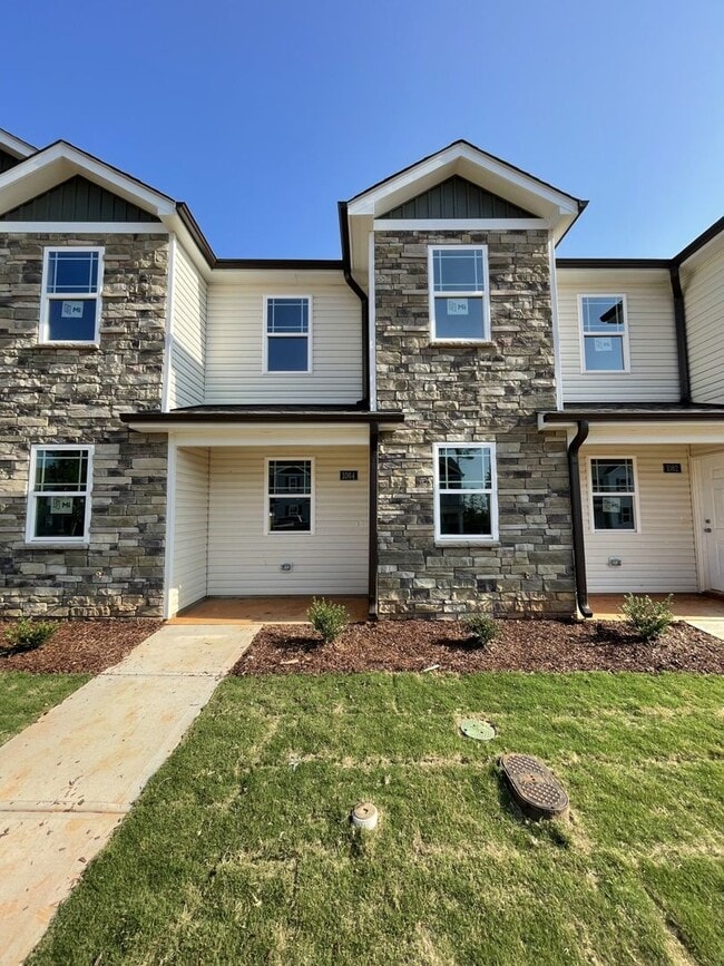 Brand New 2 Bedroom 2.5 Bathroom Townhome! - Brand New 2 Bedroom 2.5 Bathroom Townhome!
