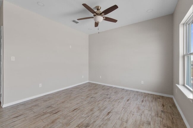Photo - 2428 N Vly Cir