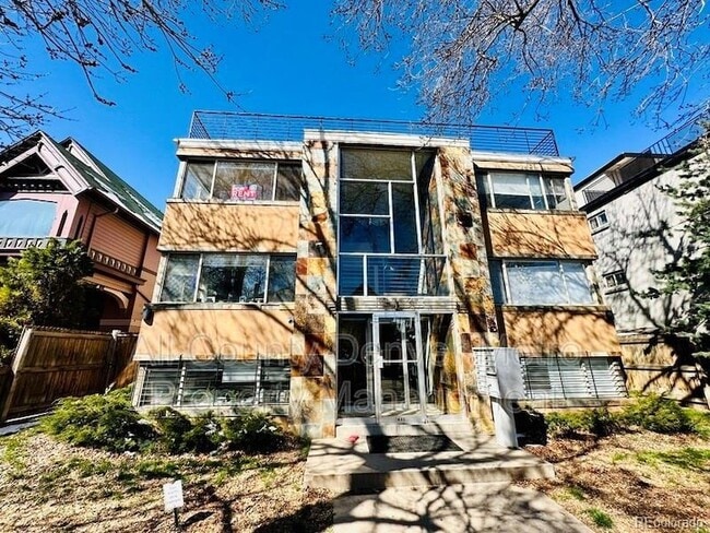 Building Photo - 1435 N Elizabeth St Unit 10