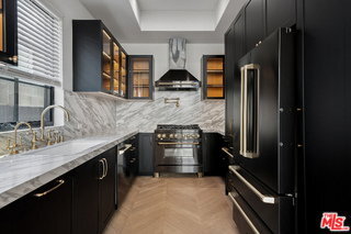 Photo - 652 Huntley Dr