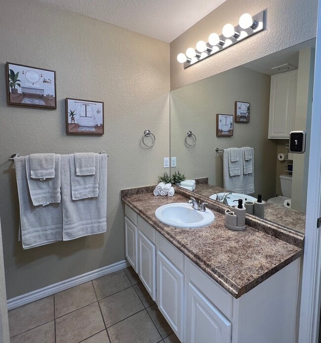 Photo - 5211 Blue Haven Dr