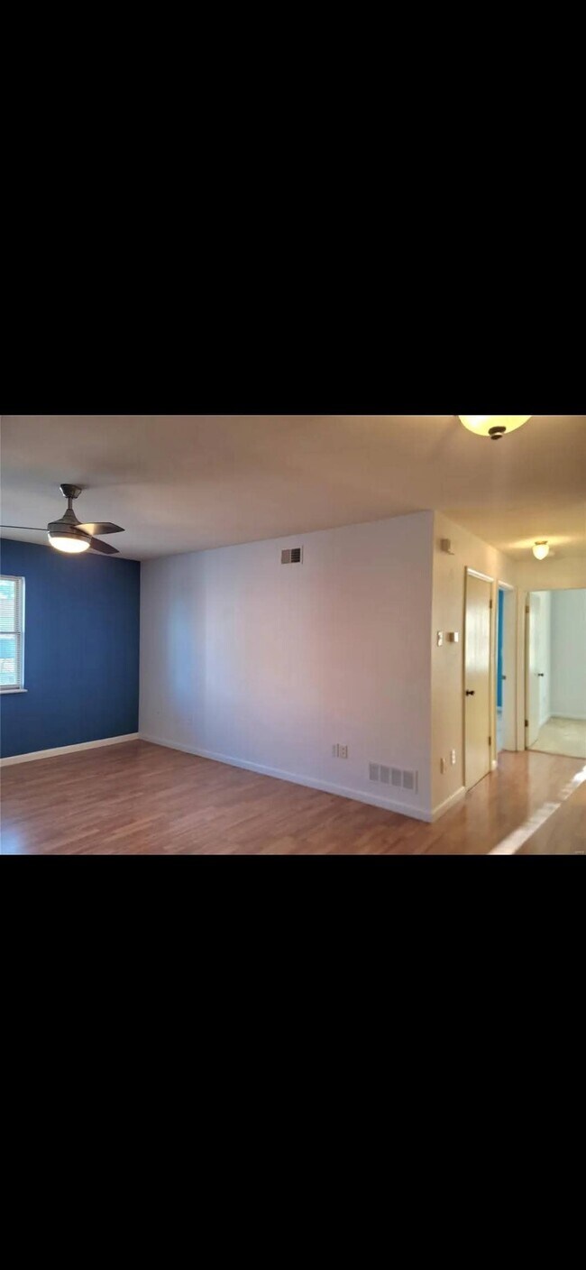 Photo - 702 Clearview Dr Unit #5 2 Bedrooms 1 Bath