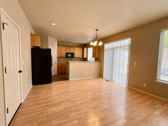 Photo - Beautiful 3-Bedroom Home in Hillsboro’s Desirable Arbor Roses Community!