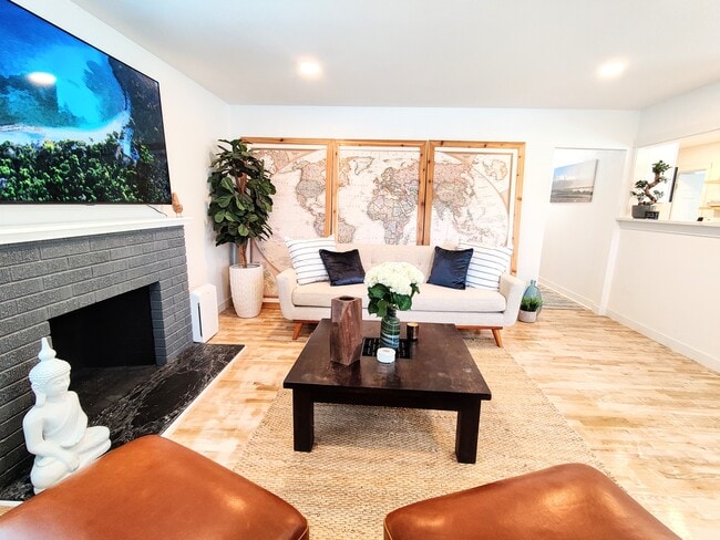 Photo - 823 Orondo Ave