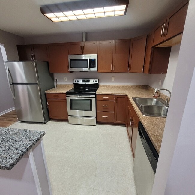 803 Garden Cir