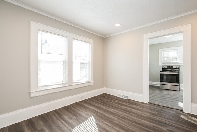 Photo - 1613 N Hamilton St
