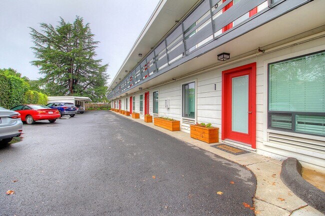 Building Photo - 303 Farmers Ln Unit 10 Rental