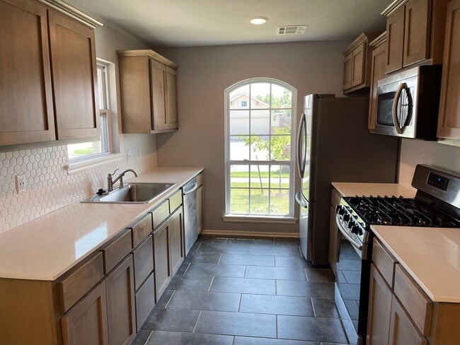 Photo - Mustang Schools! 3 bed 2 bath in Yukon! Built in 2020, Beautiful finishes and fenced backyard.