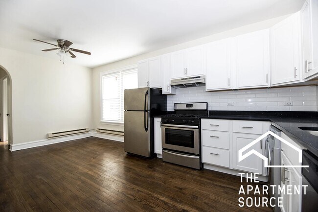 Photo - 918 Green Bay Rd Unit 3G