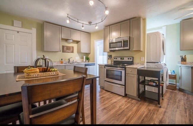 Photo - 440 N Montgomery St Unidad Upper