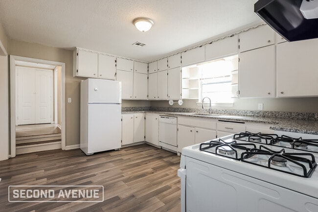 Photo - 805 E Etowah Rd